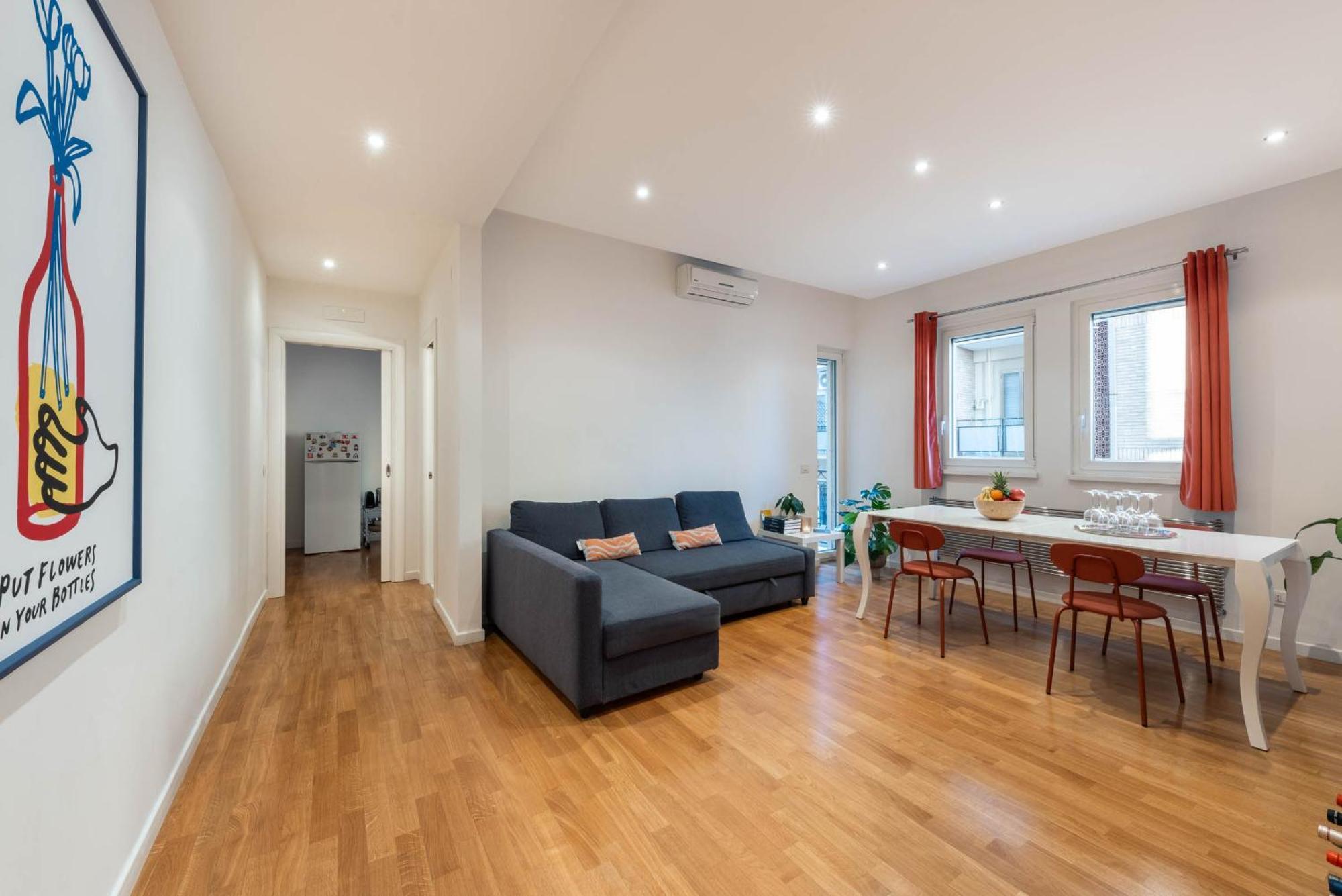 Casa Dei Visionari - Mare Apartment Bari Bagian luar foto