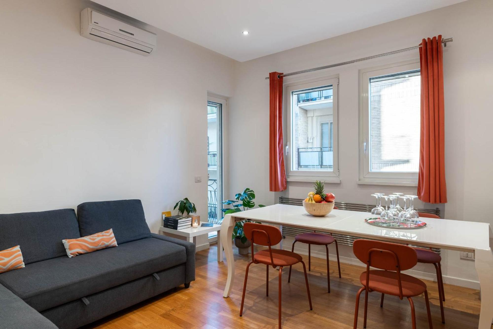 Casa Dei Visionari - Mare Apartment Bari Bagian luar foto